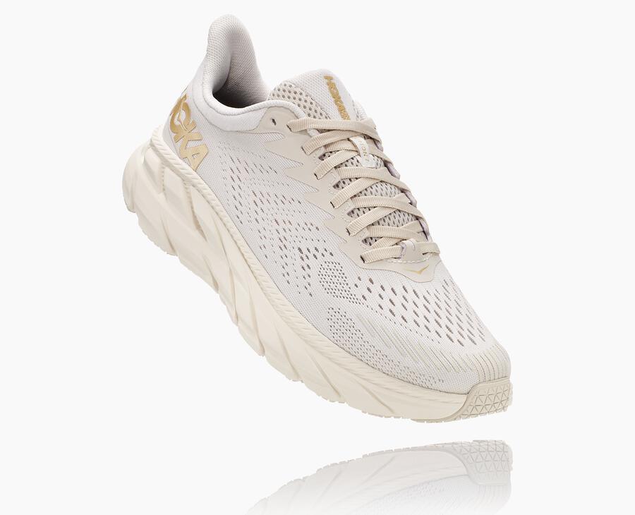 Women's Clifton 7